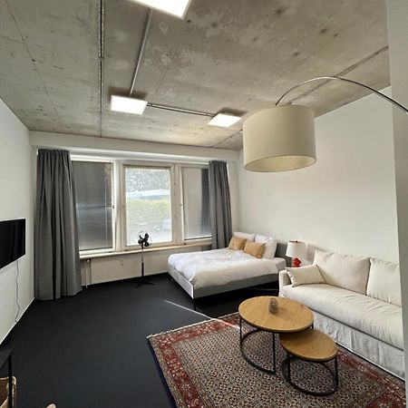35 Qm Grosses Apartment Mit Eigenem Badezimmer In Den Elbvororten Αμβούργο Εξωτερικό φωτογραφία